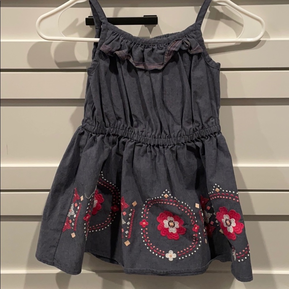 Girls dress